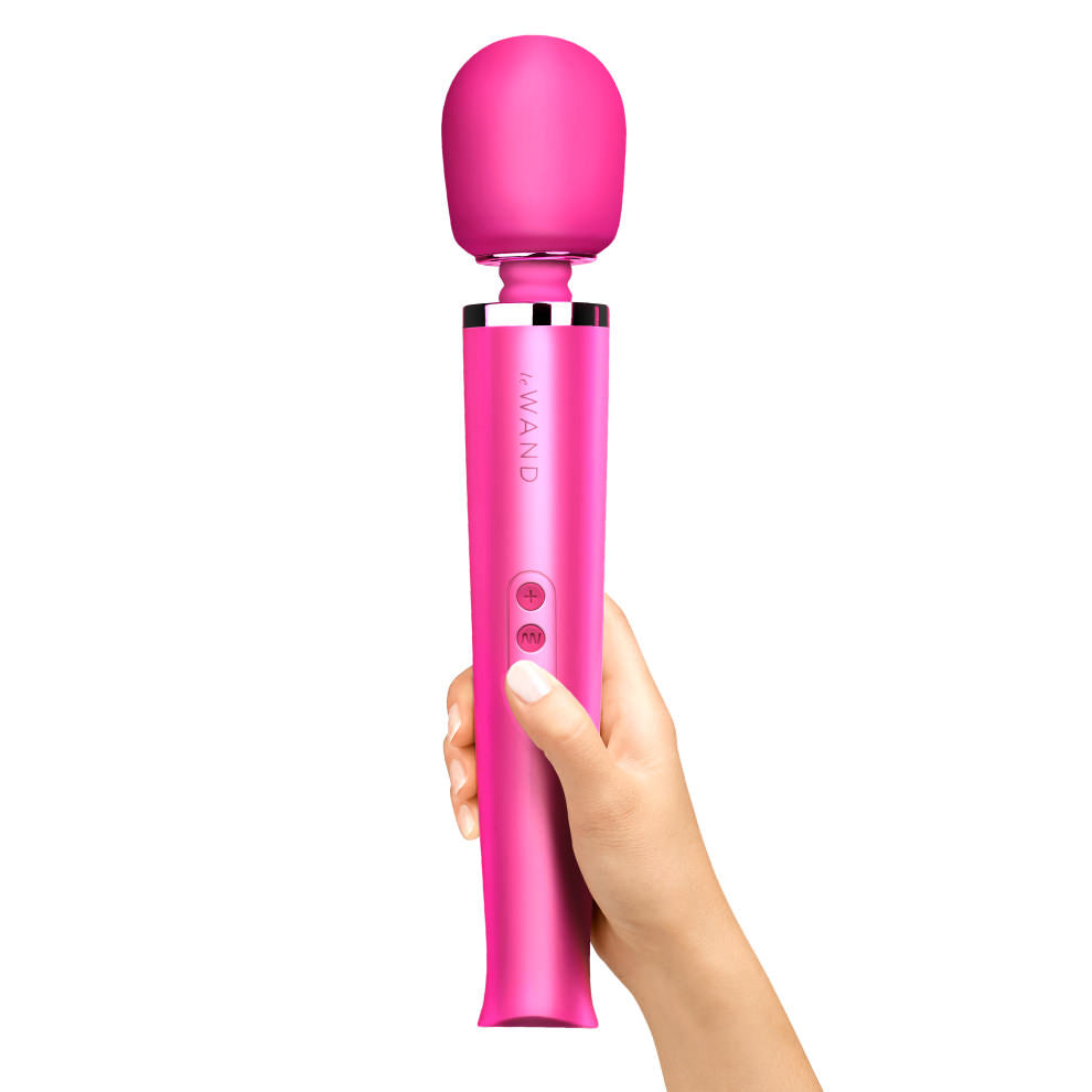 Le Wand Rechargeable Vibrating Massager - Magenta