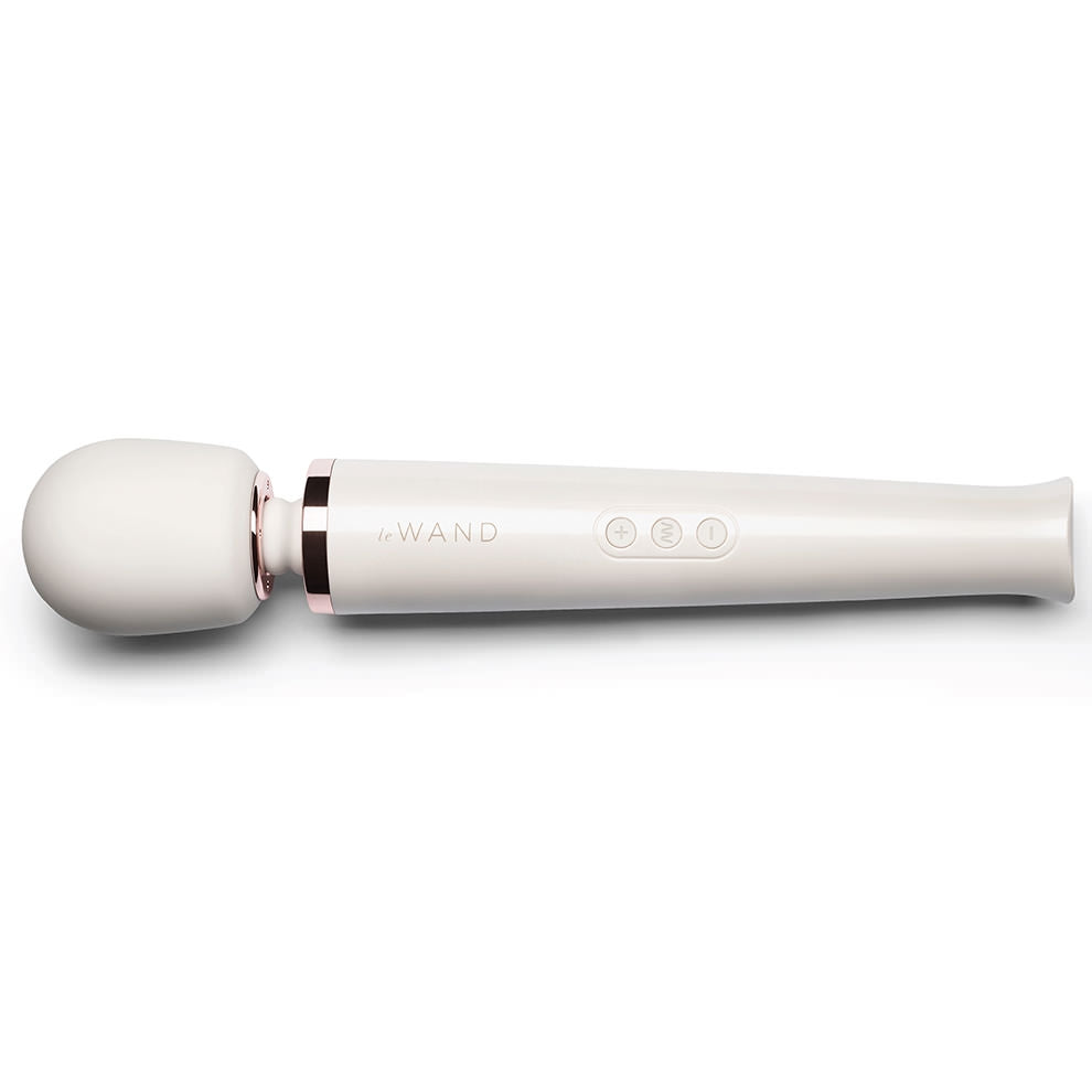 Le Wand Rechargeable Vibrating Massager - Pearl