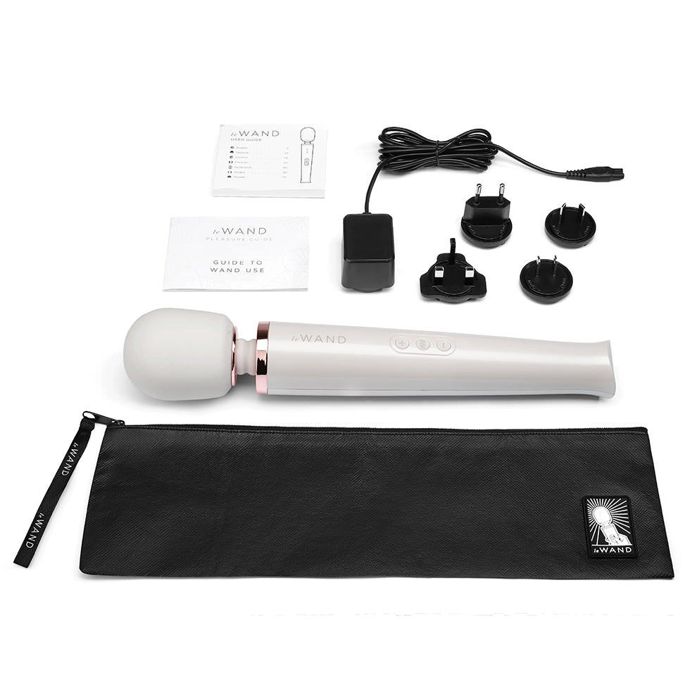Le Wand Rechargeable Vibrating Massager - Pearl